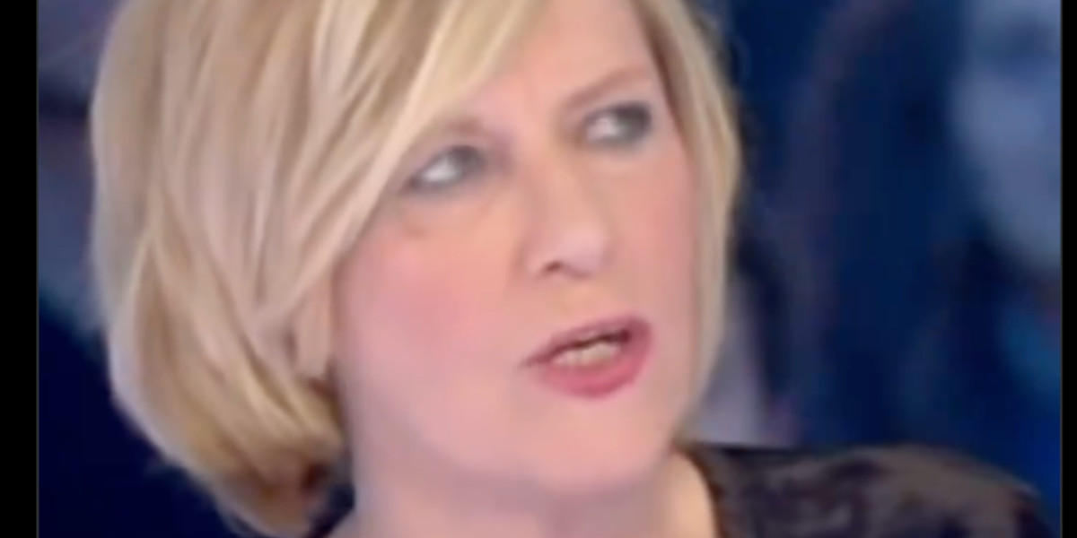 Inès Reg Et Chantal Ladesou : Une Nouvelle Polémique Enflamme La Toile Inès Reg Et Chantal Ladesou : Une Nouvelle Polémique Enflamme La Toile