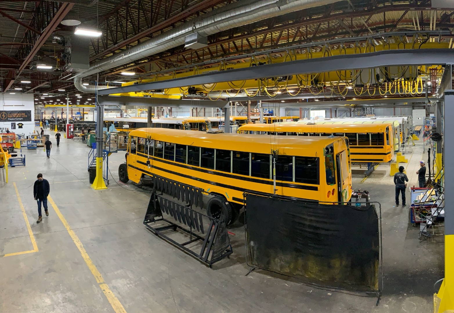 Investor Group Submits Revised Acquisition Offer For Quebec's Lion Electric Investor Group Submits Revised Acquisition Offer For Quebec's Lion Electric