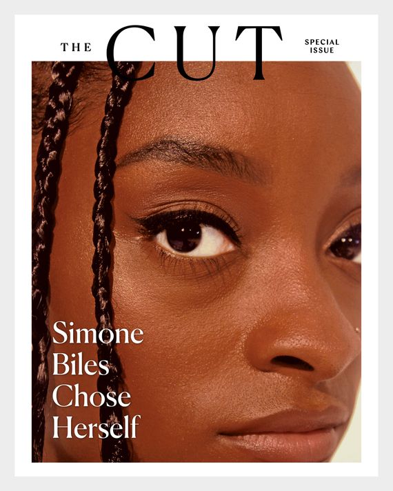 Is Simone Biles' Self-Purchase Of Luxury Goods A Problem? Fans Debate Jonathan Owens' Role Is Simone Biles' Self-Purchase Of Luxury Goods A Problem? Fans Debate Jonathan Owens' Role