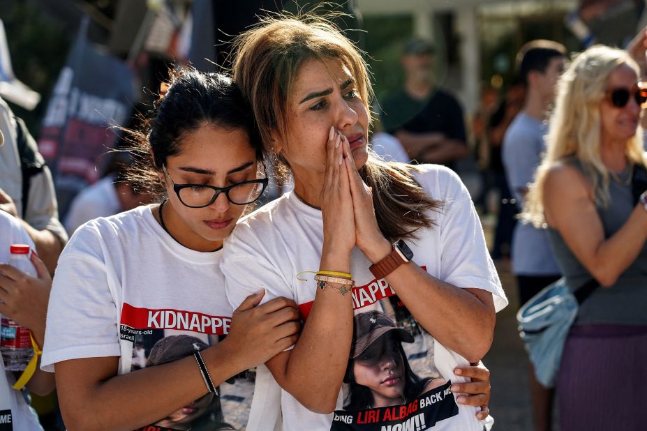 Israeli Women Veterans Call For Release Of Gaza Prisoners Israeli Women Veterans Call For Release Of Gaza Prisoners