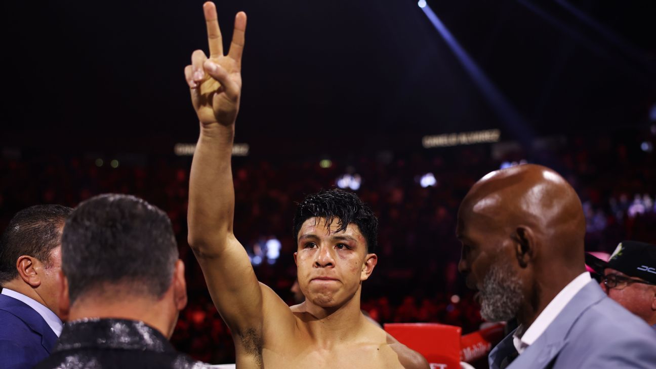 Jaime Munguia Wins Points Decision Over Bruno Surace In Riyadh Rematch Jaime Munguia Wins Points Decision Over Bruno Surace In Riyadh Rematch