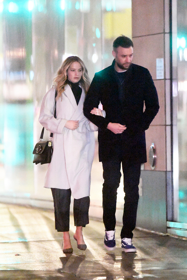 Jennifer Lawrence And Cooke Maroney: A Look At Their Recent Outing Jennifer Lawrence And Cooke Maroney: A Look At Their Recent Outing