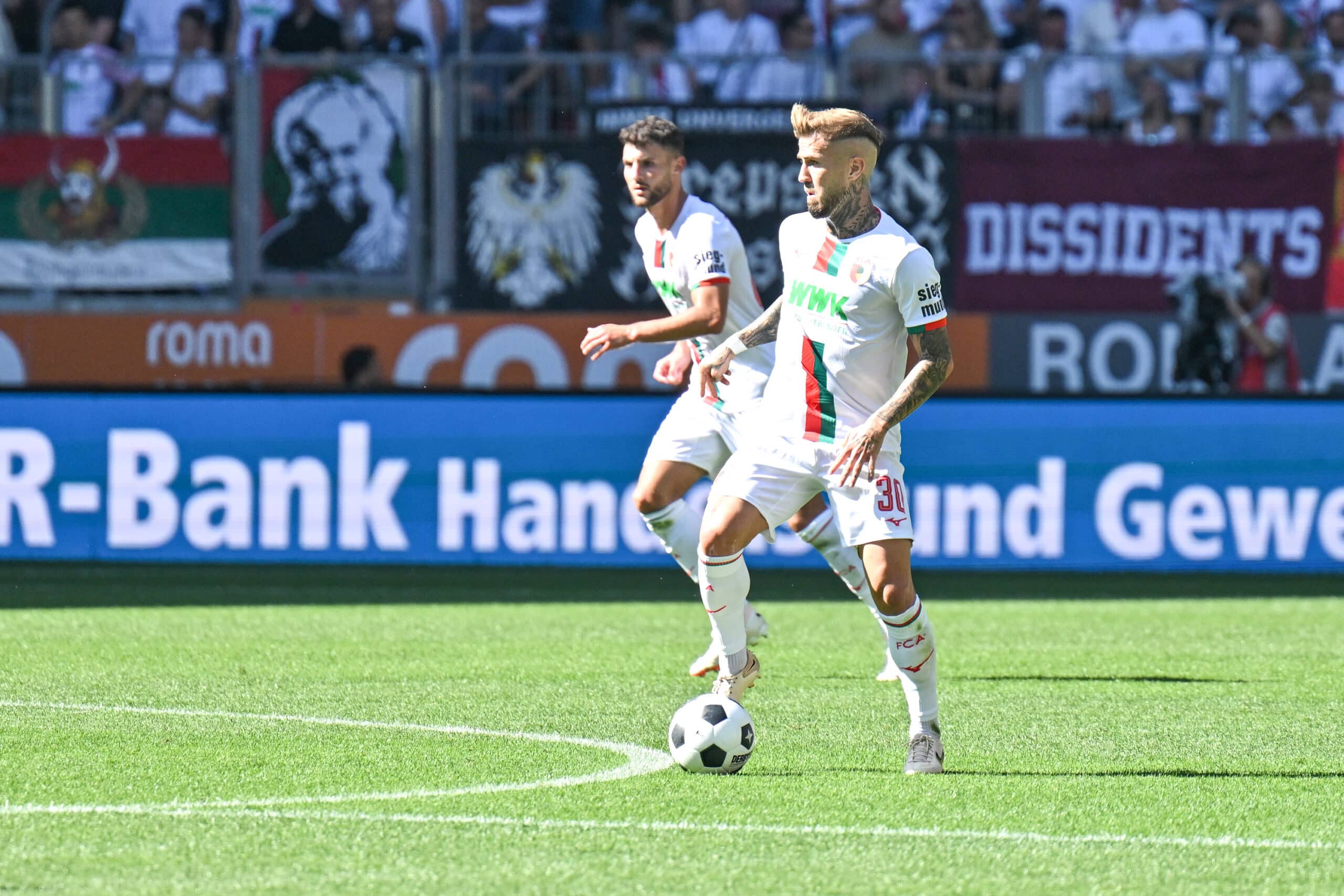 Jess Thorup Ontslagen Bij Augsburg: Wie Wordt De Nieuwe Trainer? Jess Thorup Ontslagen Bij Augsburg: Wie Wordt De Nieuwe Trainer?