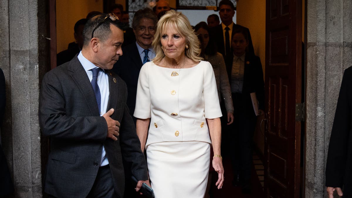 Jill Biden Aide's Warning: Keeping The Bidens Out Of Politics Jill Biden Aide's Warning: Keeping The Bidens Out Of Politics