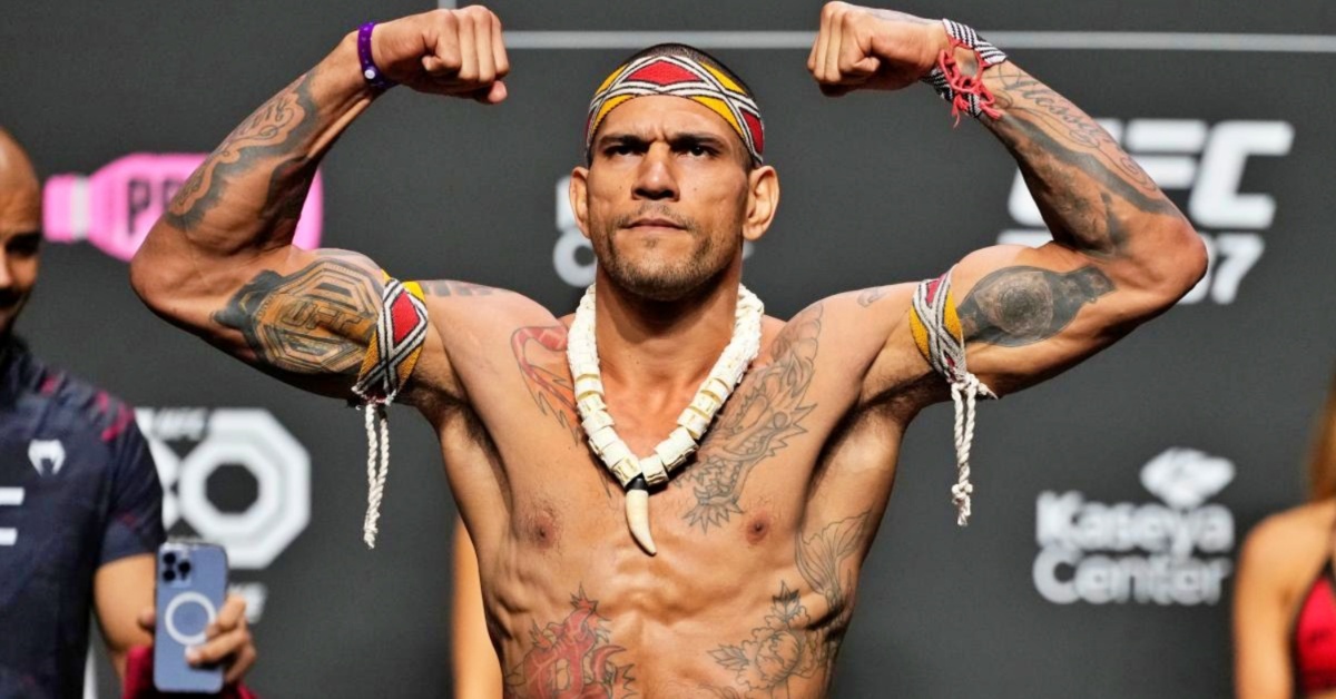 Jon Jones Vs.  [Opponent]:  The Implications For Alex Pereira's Heavyweight Aspirations