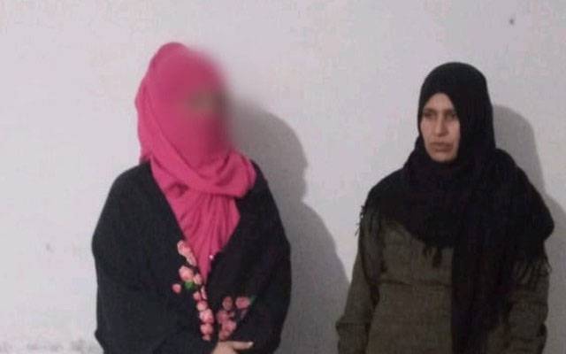 جواہرات چوری کرنے والی خاتون سمیت تین افراد گرفتار جواہرات چوری کرنے والی خاتون سمیت تین افراد گرفتار
