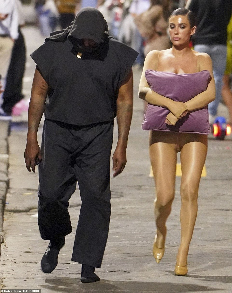 Kanye West And Bianca Censori: A Public Discussion On Control And Influence Kanye West And Bianca Censori: A Public Discussion On Control And Influence
