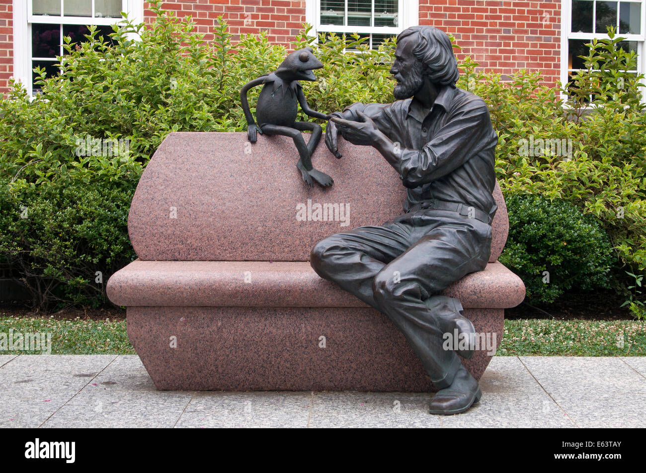 Kermit The Frog Inspires University Of Maryland Graduates Kermit The Frog Inspires University Of Maryland Graduates