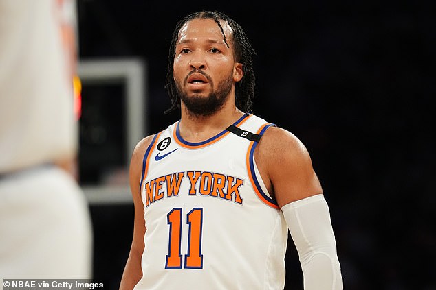 Knicks' Struggles Without Brunson: A Lingering Problem? Knicks' Struggles Without Brunson: A Lingering Problem?