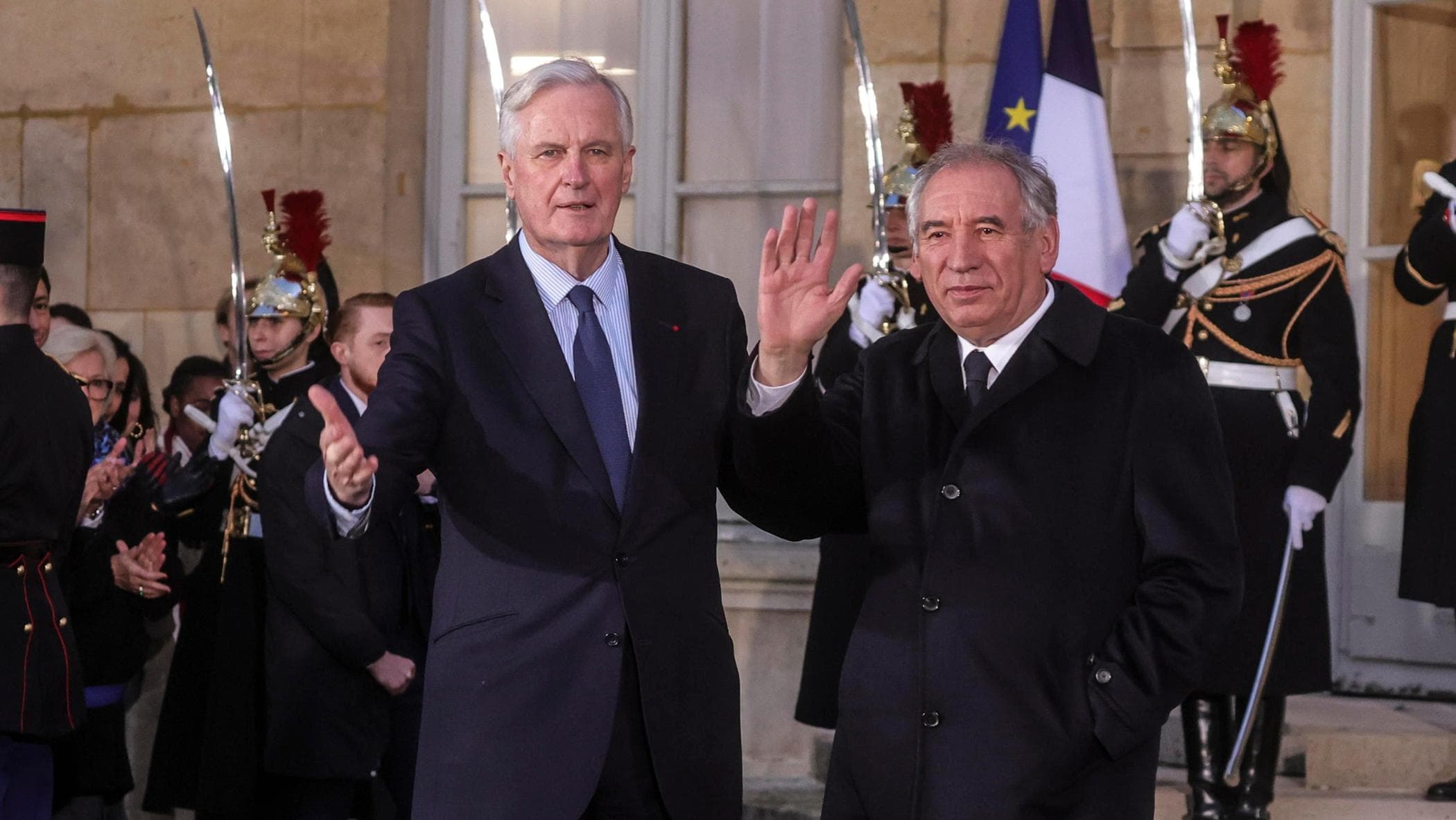 La Francia Si Sposta A Destra: Il Governo Bayrou Insegue Le Pen La Francia Si Sposta A Destra: Il Governo Bayrou Insegue Le Pen