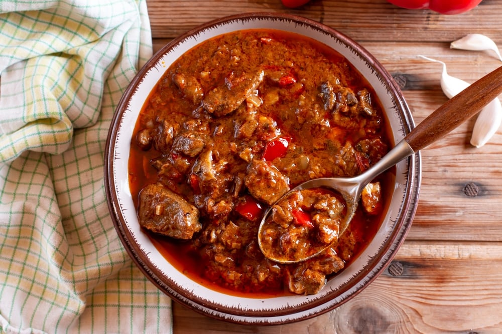 La Receta De Carcamusas: Un Plato Típico Toledano Rico En Proteínas