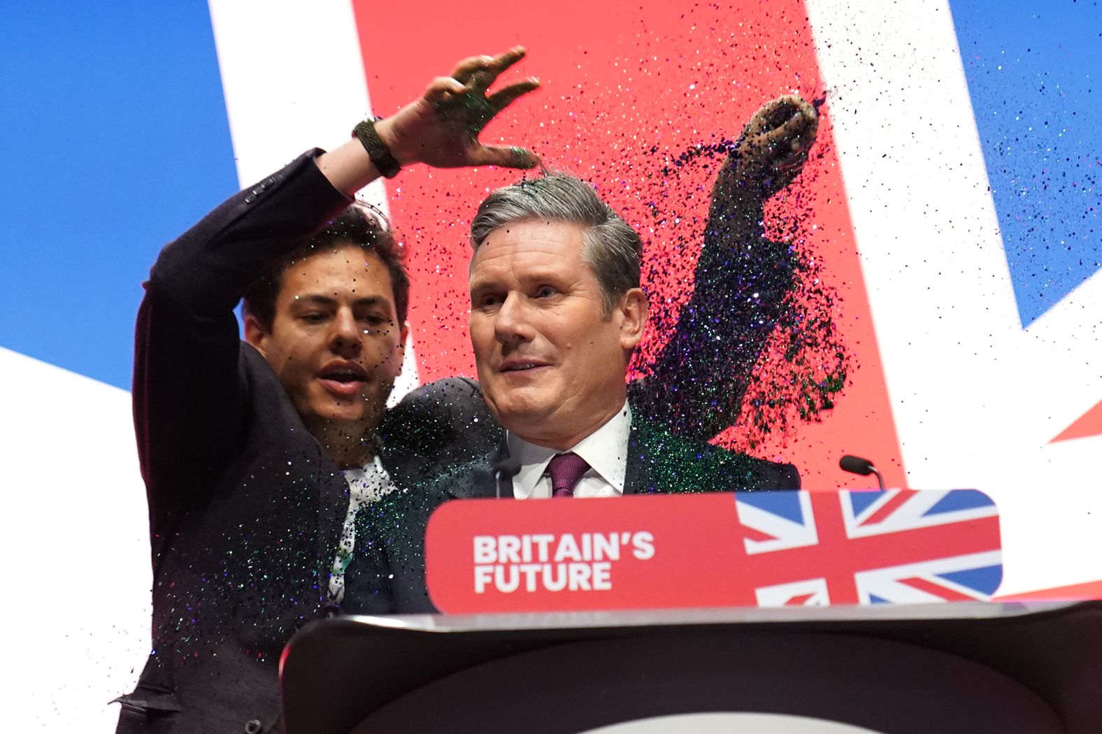 Labour's Shift On Migration: Starmer's Strategy To Counter Farage's Influence Labour's Shift On Migration: Starmer's Strategy To Counter Farage's Influence