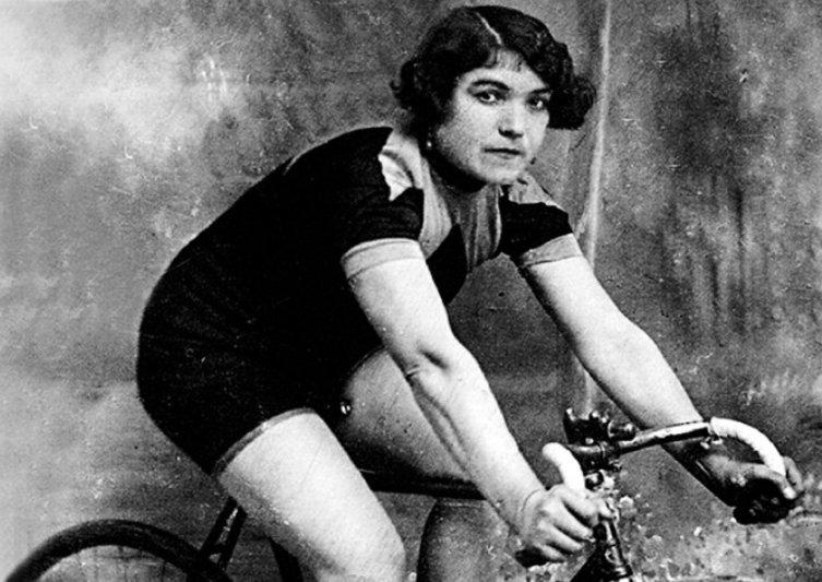 Le Cyclisme Féminin Selon Laurence Melys Sur RTL Le Cyclisme Féminin Selon Laurence Melys Sur RTL