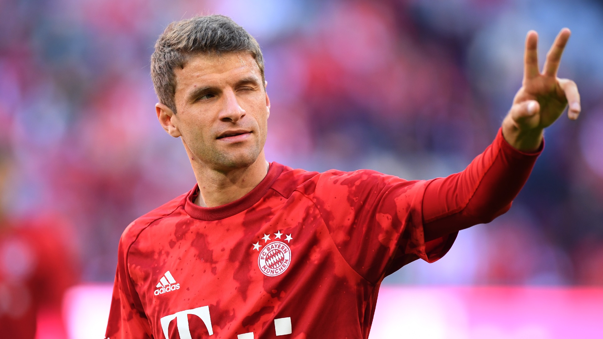 Le Départ De Thomas Müller Du Bayern Munich : Un Au Revoir Émouvant Le Départ De Thomas Müller Du Bayern Munich : Un Au Revoir Émouvant