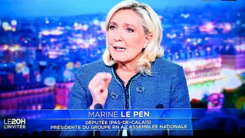Le Pen's Paris Rally: Embezzlement Conviction Branded A Witch Hunt Le Pen's Paris Rally: Embezzlement Conviction Branded A Witch Hunt