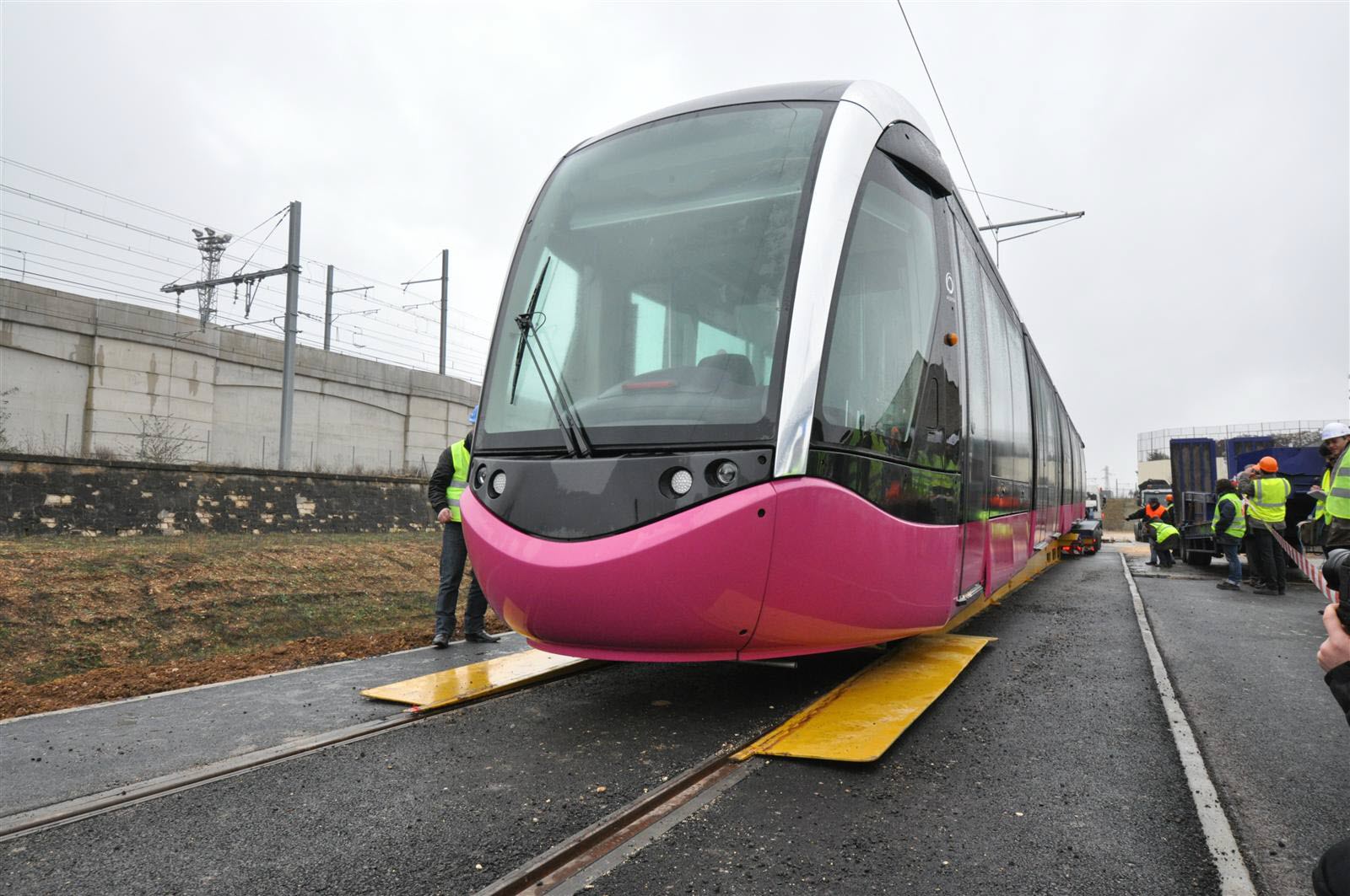 Le Tramway Dijonnais : Concertation Citoyenne Pour La Ligne 3 Le Tramway Dijonnais : Concertation Citoyenne Pour La Ligne 3