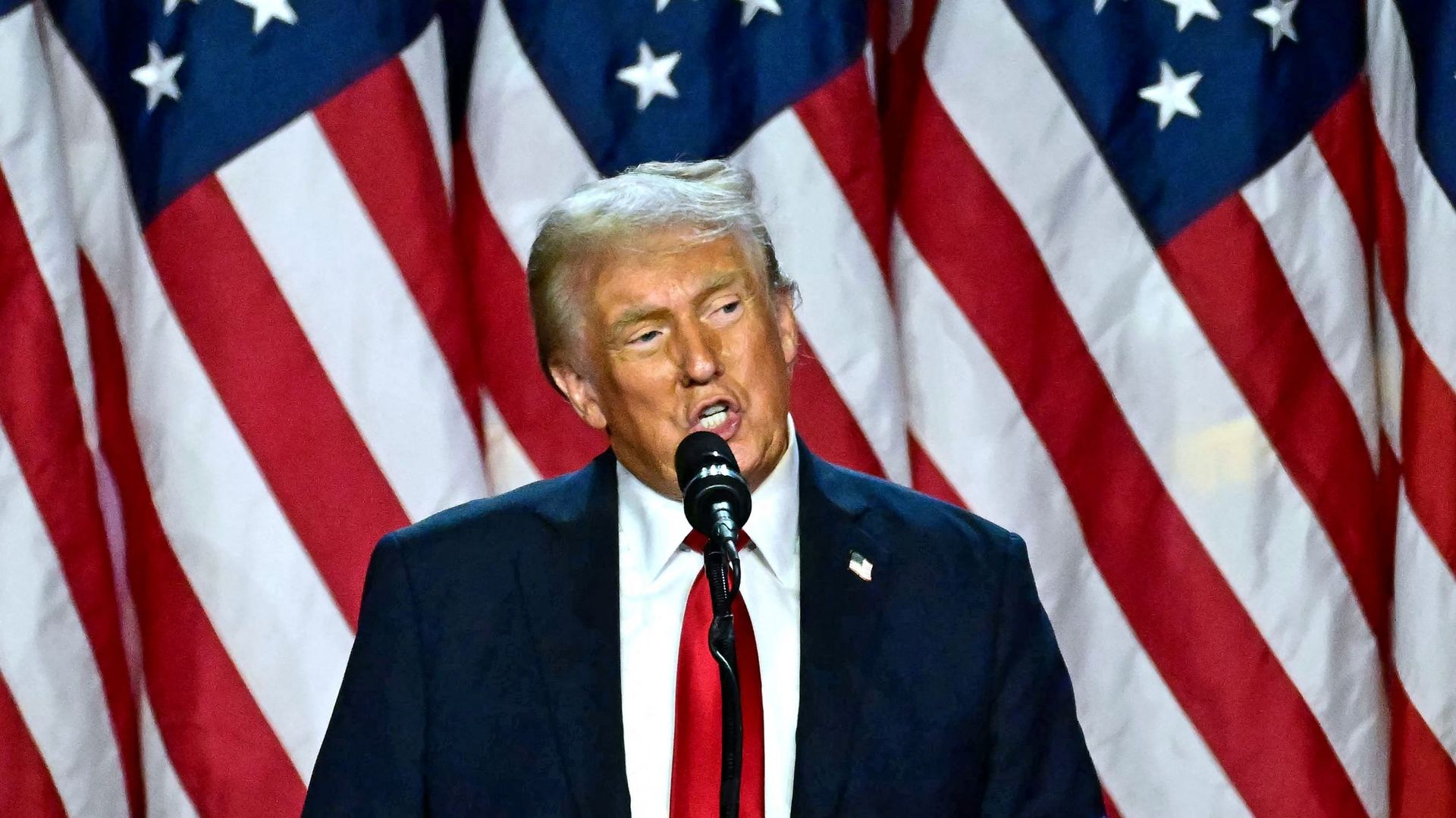 Le Vatican: Témoin D'une Conversation Houleuse Entre Trump Et Macron. Le Vatican: Témoin D'une Conversation Houleuse Entre Trump Et Macron.