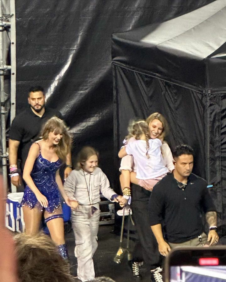 Leaked Texts Fuel Blake Lively And Taylor Swift's Reported Feud: Blackmail Allegations Surface Leaked Texts Fuel Blake Lively And Taylor Swift's Reported Feud: Blackmail Allegations Surface