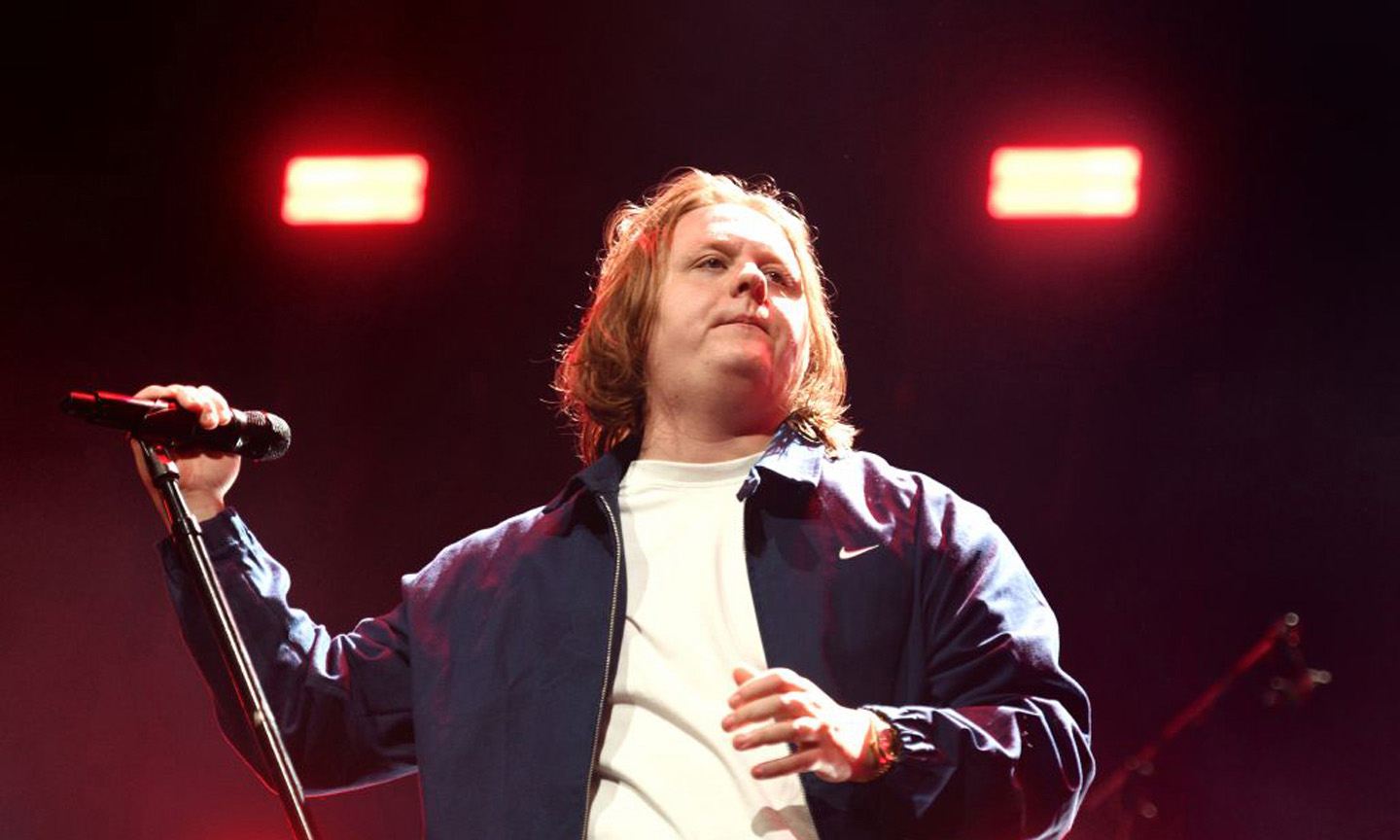 Lewis Capaldi Performs For The First Time Since 2023 At Tom Walker's Charity Concert Lewis Capaldi Performs For The First Time Since 2023 At Tom Walker's Charity Concert