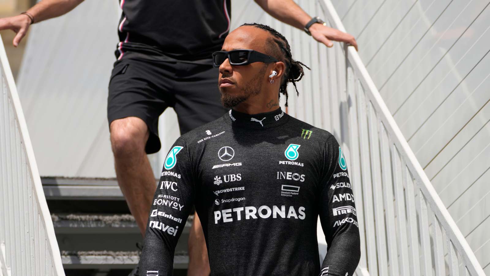 Lewis Hamilton: Mercedes Investigates New Update Lewis Hamilton: Mercedes Investigates New Update