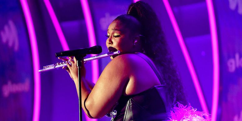 Lizzo Launches New Music Phase On Twitch Lizzo Launches New Music Phase On Twitch