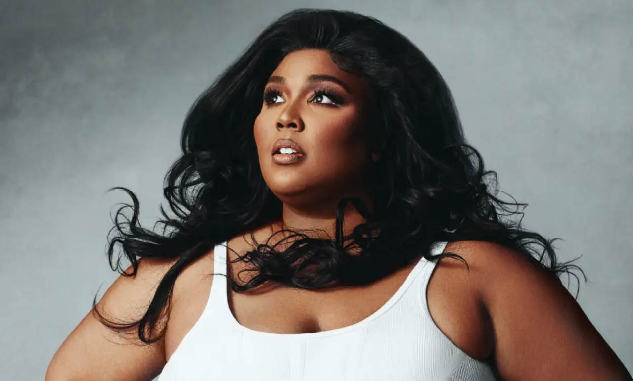 Lizzo's LA Concert: Showcasing Her Figure Lizzo's LA Concert: Showcasing Her Figure