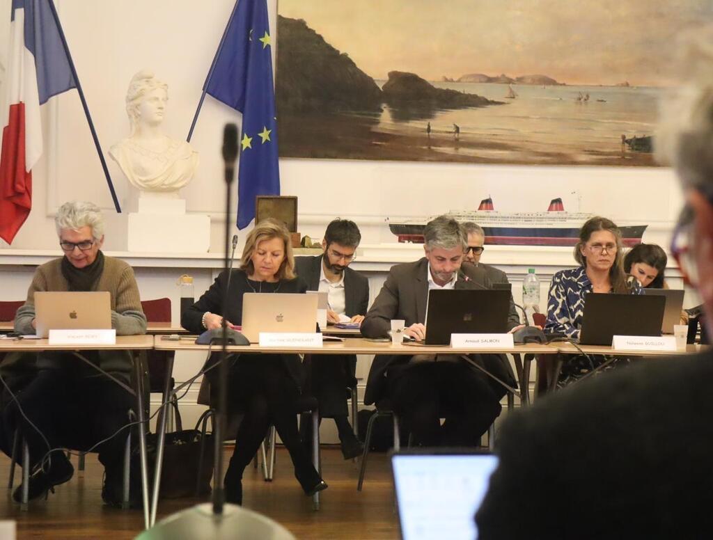 Logements Saisonniers À Biarritz: Le Conseil Municipal Débat Du Budget Et De Sainte-Eugénie Logements Saisonniers À Biarritz: Le Conseil Municipal Débat Du Budget Et De Sainte-Eugénie