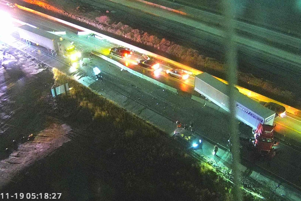 M6 Motorway Crash: Current Traffic And Travel Disruptions M6 Motorway Crash: Current Traffic And Travel Disruptions