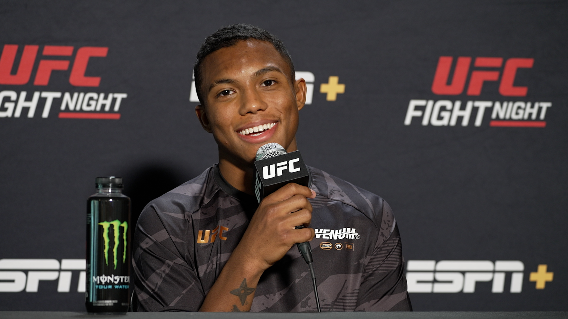 Mairon Santos Seeks Knockout, $50,000 Diaper Bonus At UFC 313 Mairon Santos Seeks Knockout, $50,000 Diaper Bonus At UFC 313