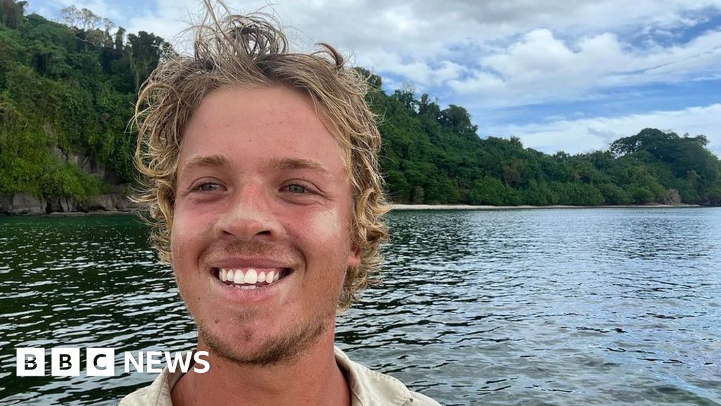 Man Achieves Fastest-Ever Foot Crossing Of Australia Man Achieves Fastest-Ever Foot Crossing Of Australia