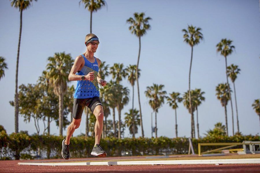 Man Breaks Australian Cross-Country Running Record Man Breaks Australian Cross-Country Running Record