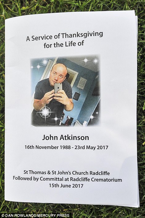 Manchester United Pays Tribute To Poppy Atkinson, 10, Killed In Kendal Pitch Accident Manchester United Pays Tribute To Poppy Atkinson, 10, Killed In Kendal Pitch Accident