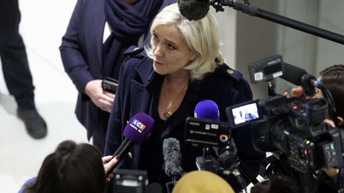 Marine Le Pen Fait Appel Après Condamnation À Quatre Ans De Prison Et Inéligibilité Marine Le Pen Fait Appel Après Condamnation À Quatre Ans De Prison Et Inéligibilité