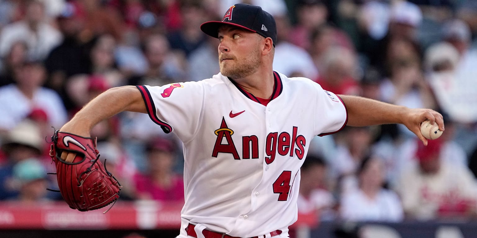 Marlins Defeat Angels, Ending Their 8-Game Winning Streak Marlins Defeat Angels, Ending Their 8-Game Winning Streak