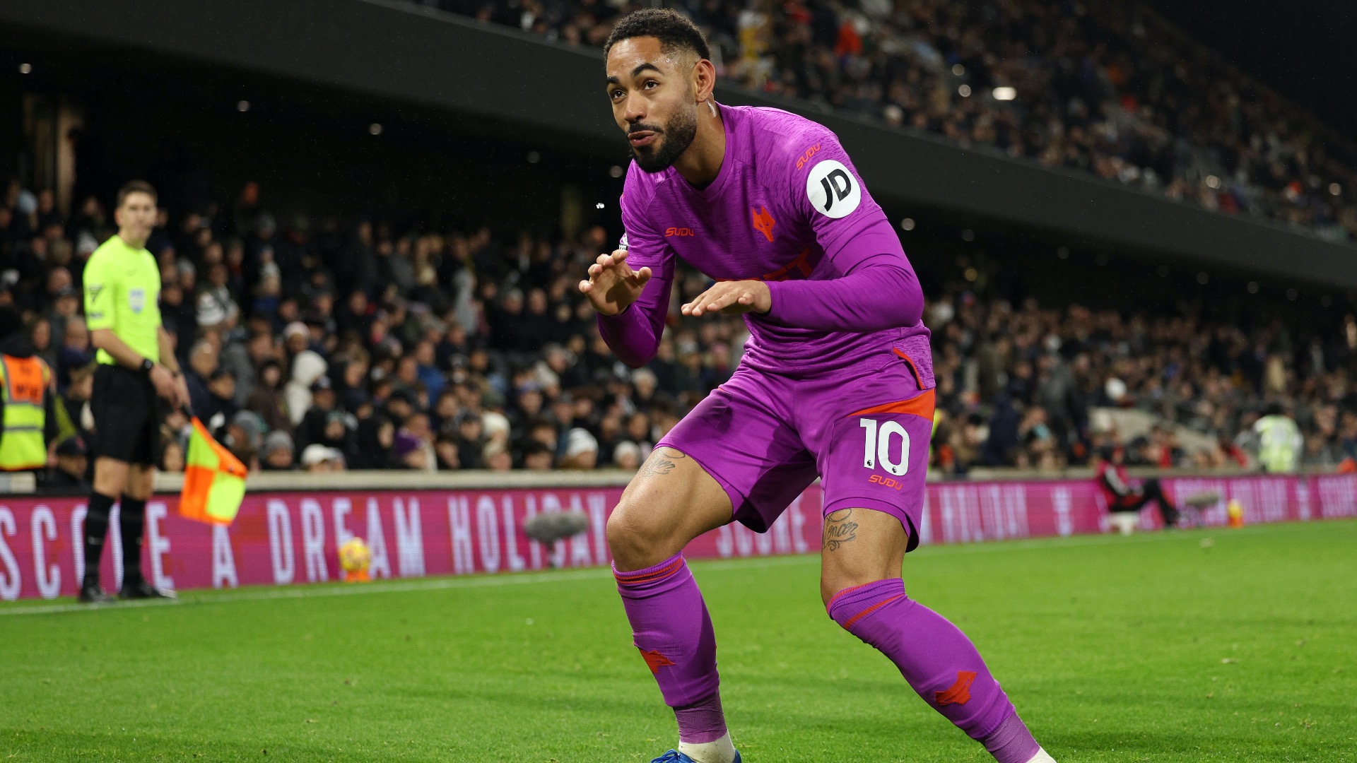 Matheus Cunha: Transfer Battle Between Manchester United And Arsenal Matheus Cunha: Transfer Battle Between Manchester United And Arsenal