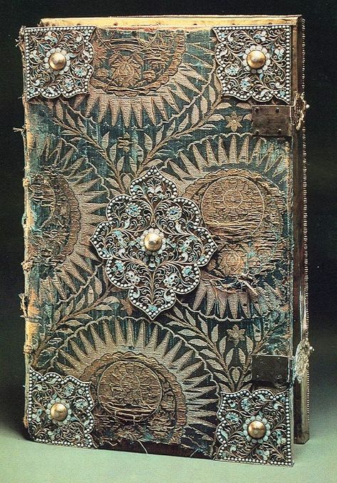Medieval Book Cover: Unveiling Merlin And Arthur's Hidden Tale Medieval Book Cover: Unveiling Merlin And Arthur's Hidden Tale
