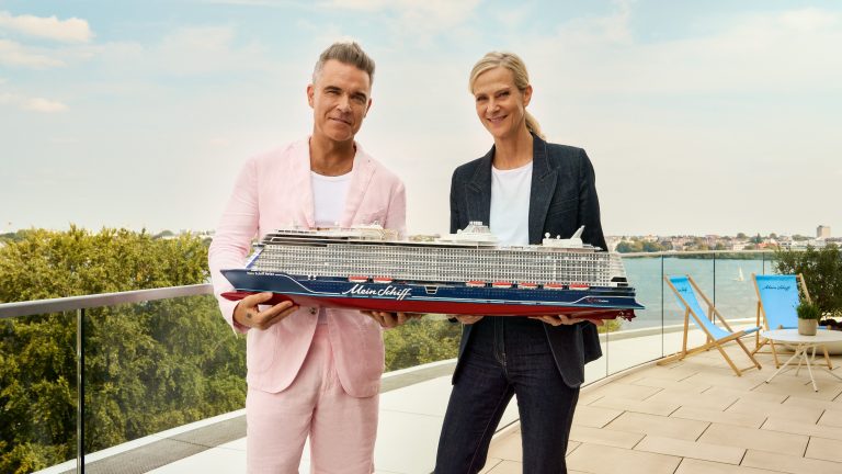 Mein Schiff Relax Christening: Robbie Williams Headlines Málaga Event Mein Schiff Relax Christening: Robbie Williams Headlines Málaga Event