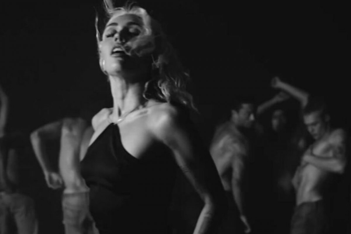 Miley Cyrus Wydała Miley Cyrus Wydała