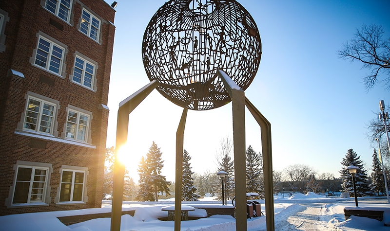 MSUM Awards Honorary Degree To North Dakota's Wealthiest Individual MSUM Awards Honorary Degree To North Dakota's Wealthiest Individual