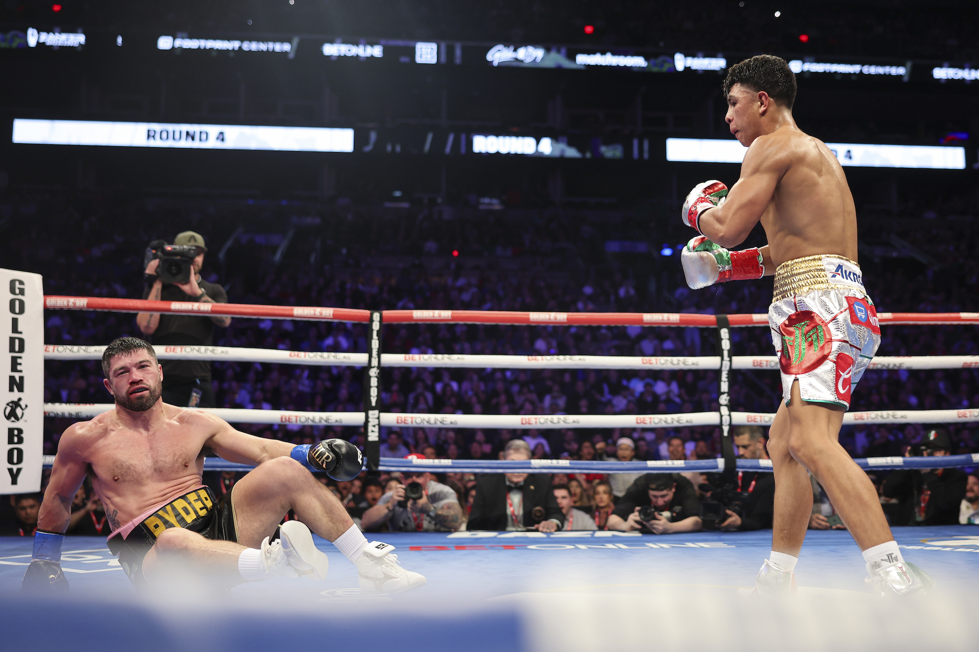 Munguia Vs. Surace II: A Dominant Rematch Win Munguia Vs. Surace II: A Dominant Rematch Win