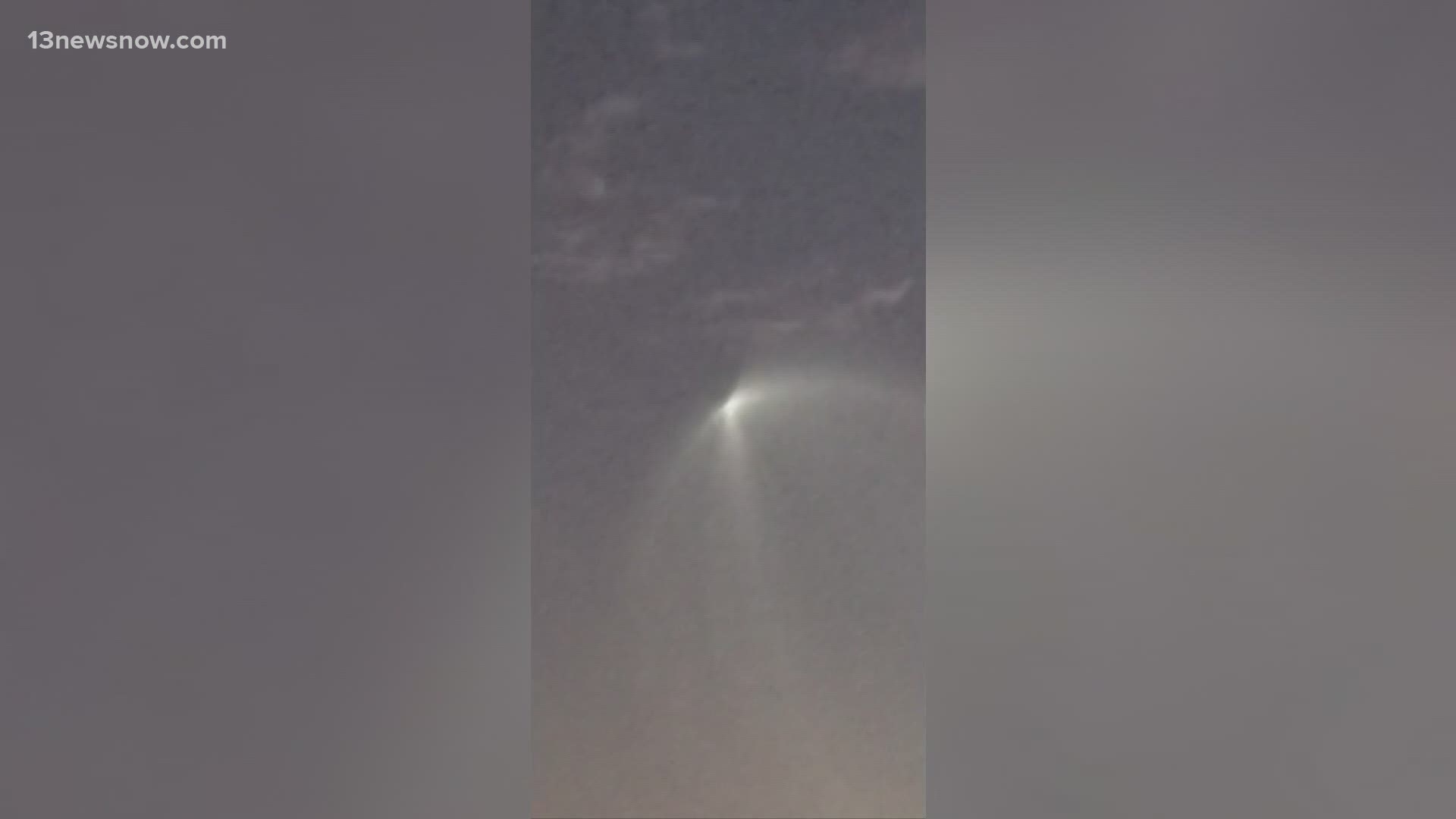 Mysterious Red Lights Flash Over France: What Was It? Mysterious Red Lights Flash Over France: What Was It?