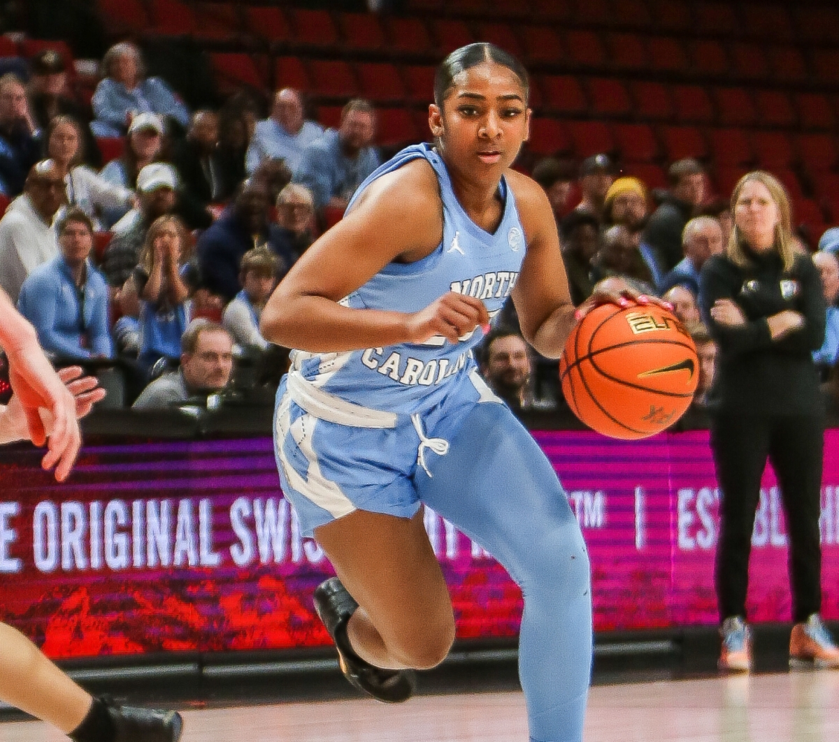 NCAA Tournament: Oregon's Deja Kelly Vs. Duke – A Tar Heel Reunion NCAA Tournament: Oregon's Deja Kelly Vs. Duke – A Tar Heel Reunion