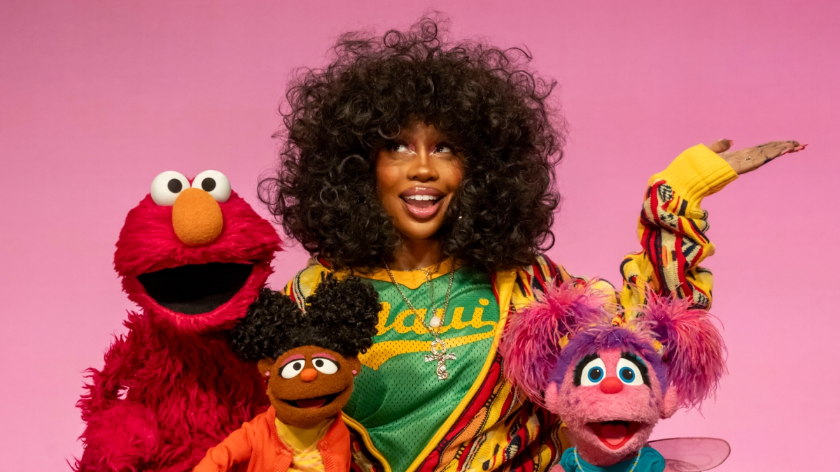 New Song Alert: SZA And Elmo Spread Gratitude On Sesame Street New Song Alert: SZA And Elmo Spread Gratitude On Sesame Street