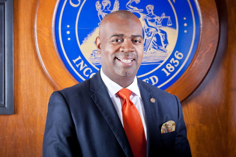 Newark Mayor Ras Baraka Arrested: Details On ICE Detention Center Protest Newark Mayor Ras Baraka Arrested: Details On ICE Detention Center Protest