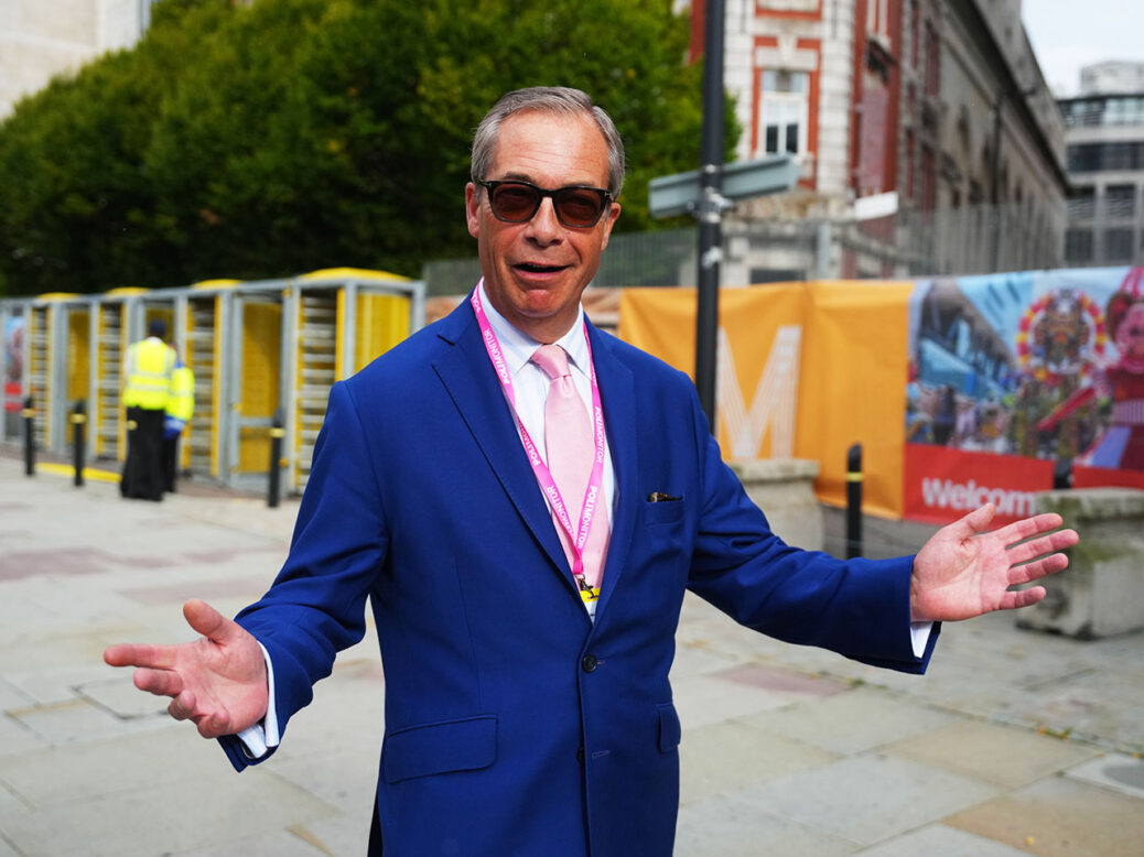 Nigel Farage's Shrewsbury Visit: Flat Cap, G&Ts, And Attack On Conservative Relief Road Plans Nigel Farage's Shrewsbury Visit: Flat Cap, G&Ts, And Attack On Conservative Relief Road Plans