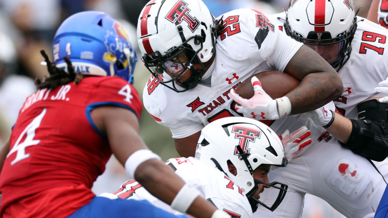 No. 10 Texas Tech Defeats Kansas 78-73 No. 10 Texas Tech Defeats Kansas 78-73