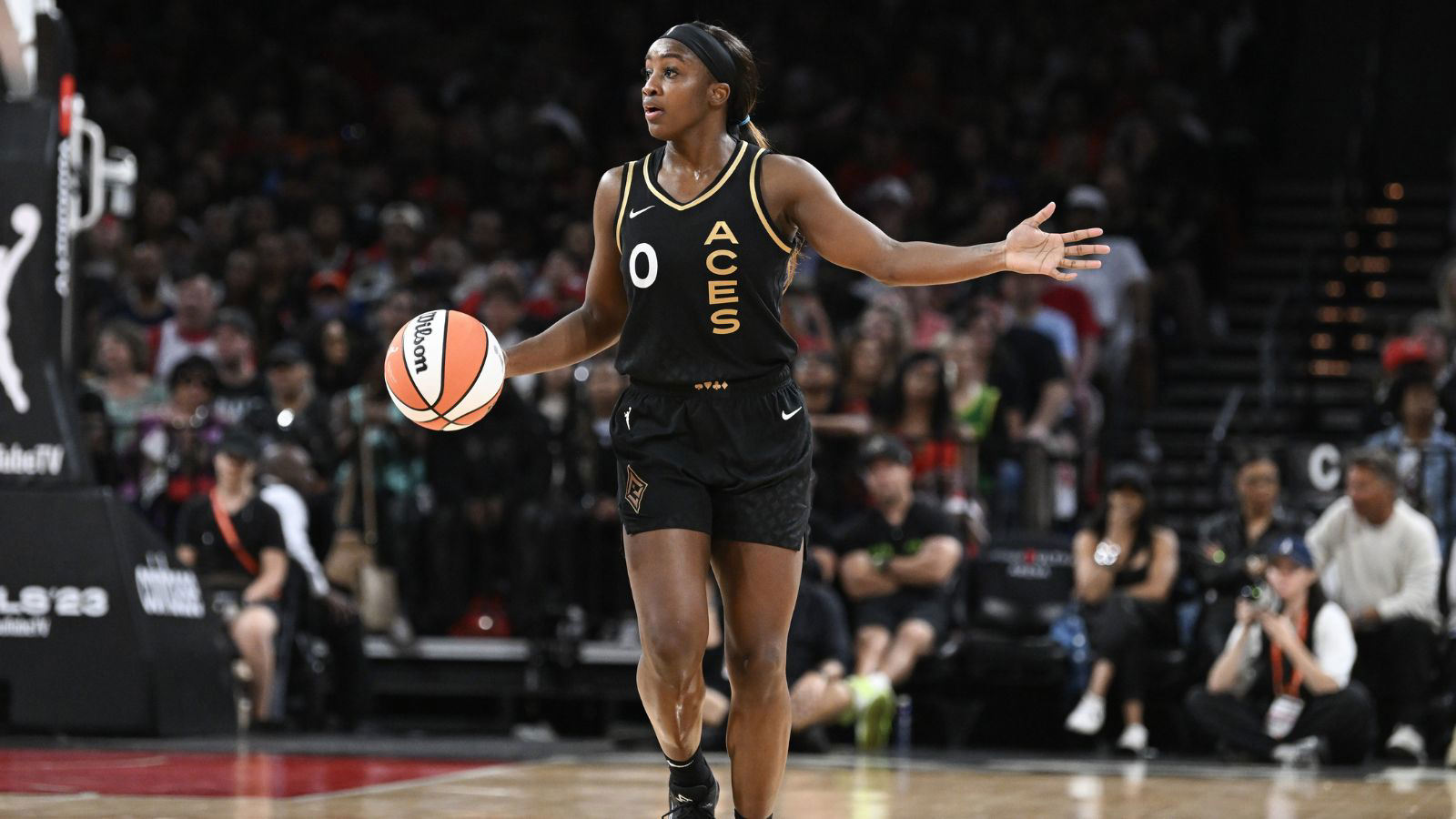 Notre Dame Stadium To Host WNBA's Las Vegas Aces And Dallas Wings Notre Dame Stadium To Host WNBA's Las Vegas Aces And Dallas Wings