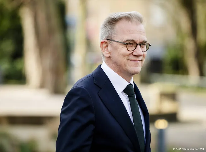 NPO Toezichthouder Belooft Snel Resultaat Na Overleg Frederieke Leeflang