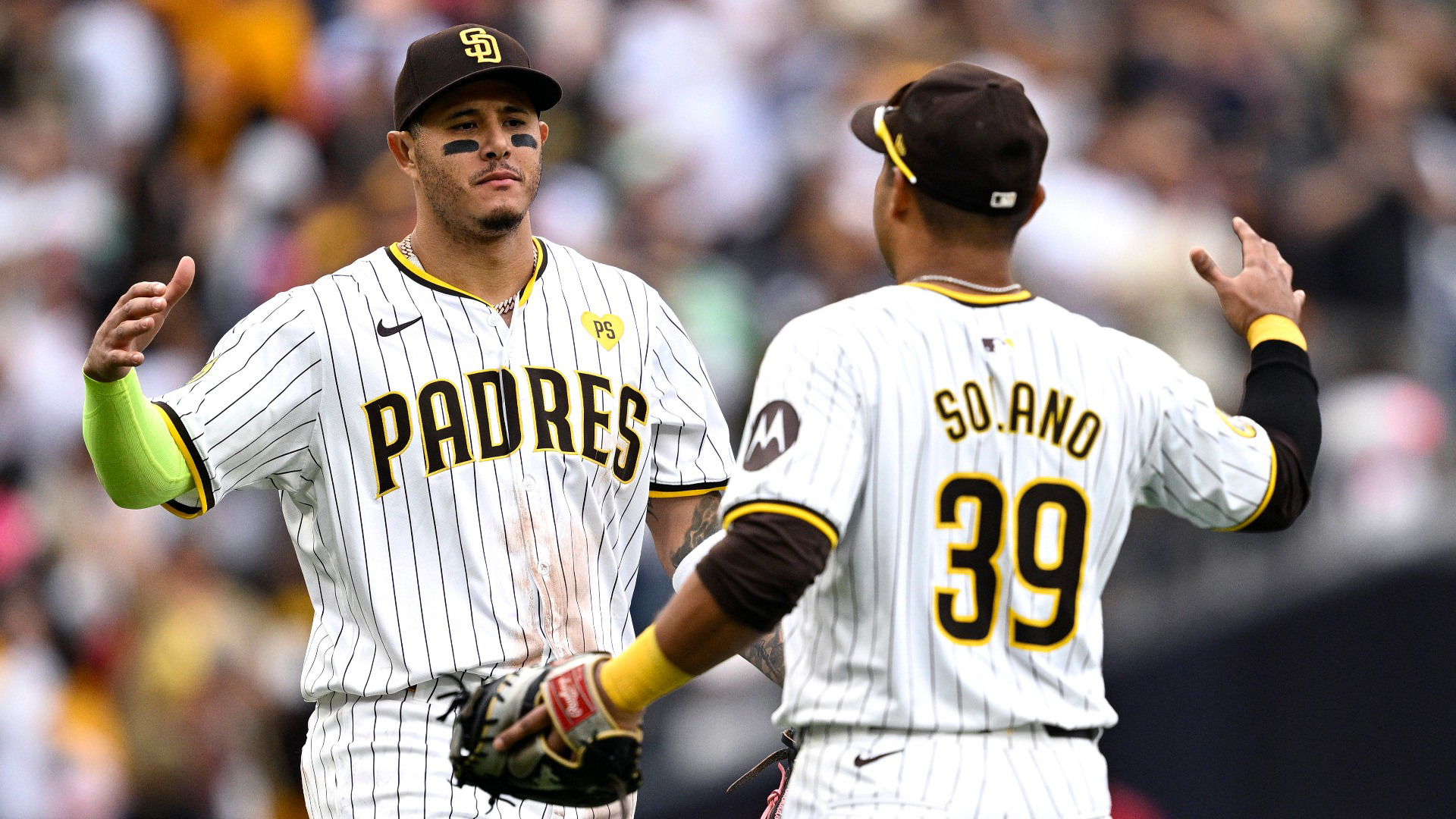 Padres Clinch Series Victory Against Cubs Padres Clinch Series Victory Against Cubs