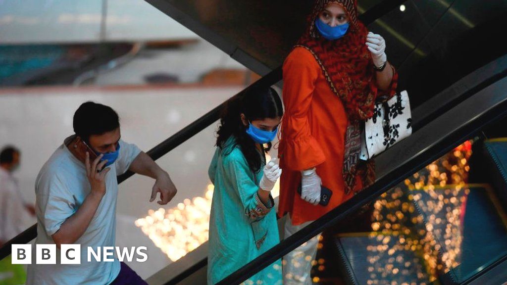Pakistan's Stock Exchange Outage Amidst Heightened Political Tensions Pakistan's Stock Exchange Outage Amidst Heightened Political Tensions